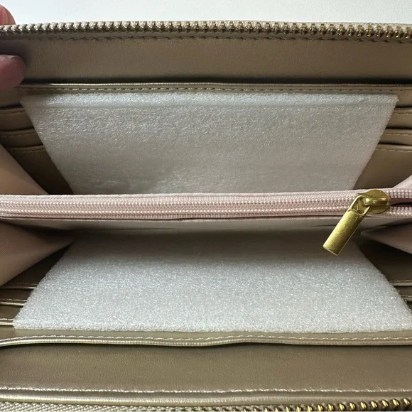 NEW Women’s Style & Co Metallic Gold Whipstitch Shoulder Bag and Zip Wallet - Picture 12 of 13